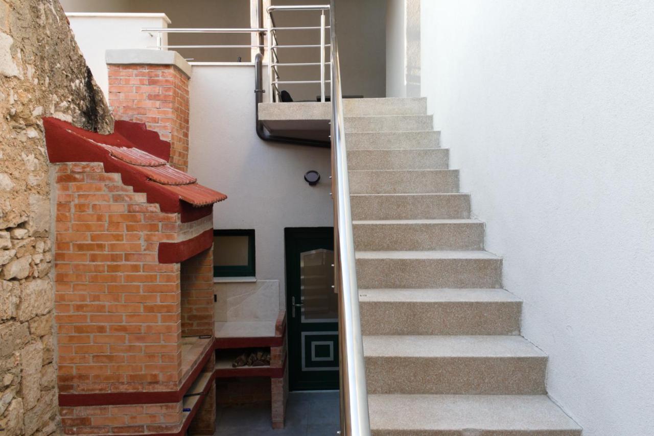Villa Koraljka Vodice Bagian luar foto